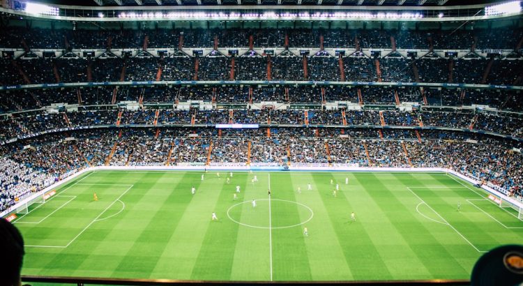 How Smart TVs Are Changing the Way Fans Watch Live Sports Online